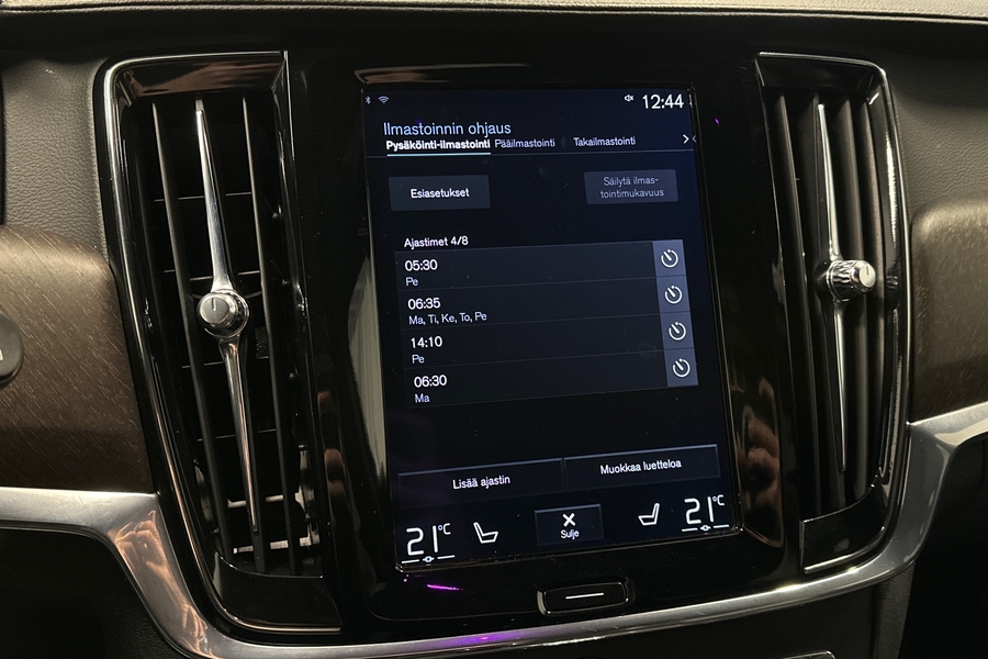 Volvo V90 Cross Country vaihtoauto