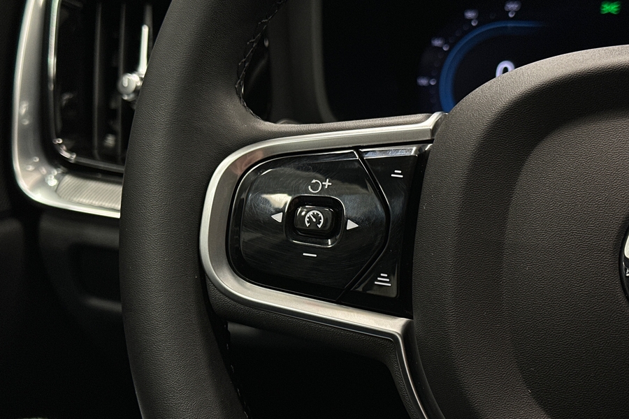 Volvo V60 Cross Country vaihtoauto