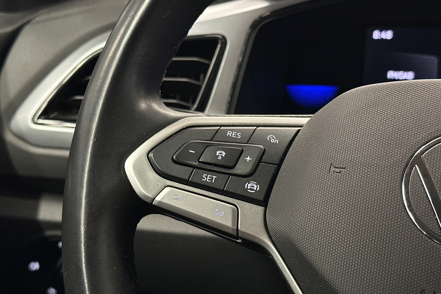 Volkswagen T-Roc vaihtoauto