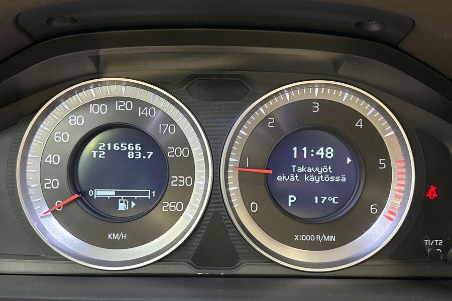 Volvo V70 vaihtoauto