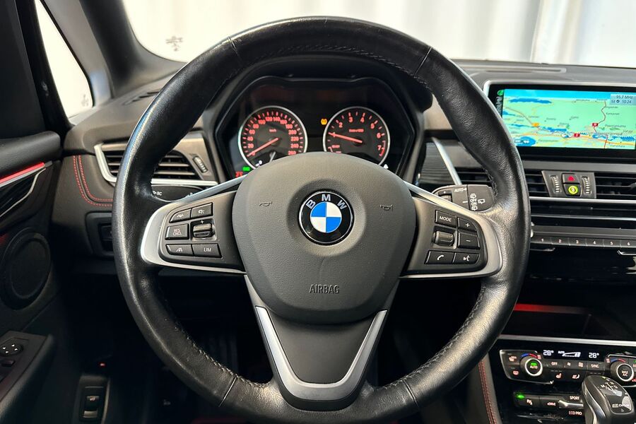 BMW 225 vaihtoauto