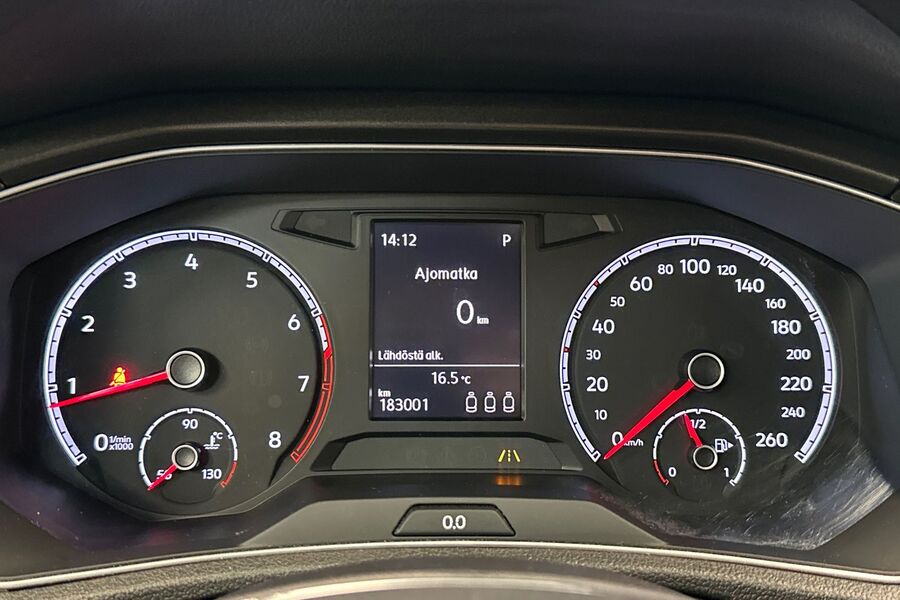 Volkswagen T-Roc vaihtoauto