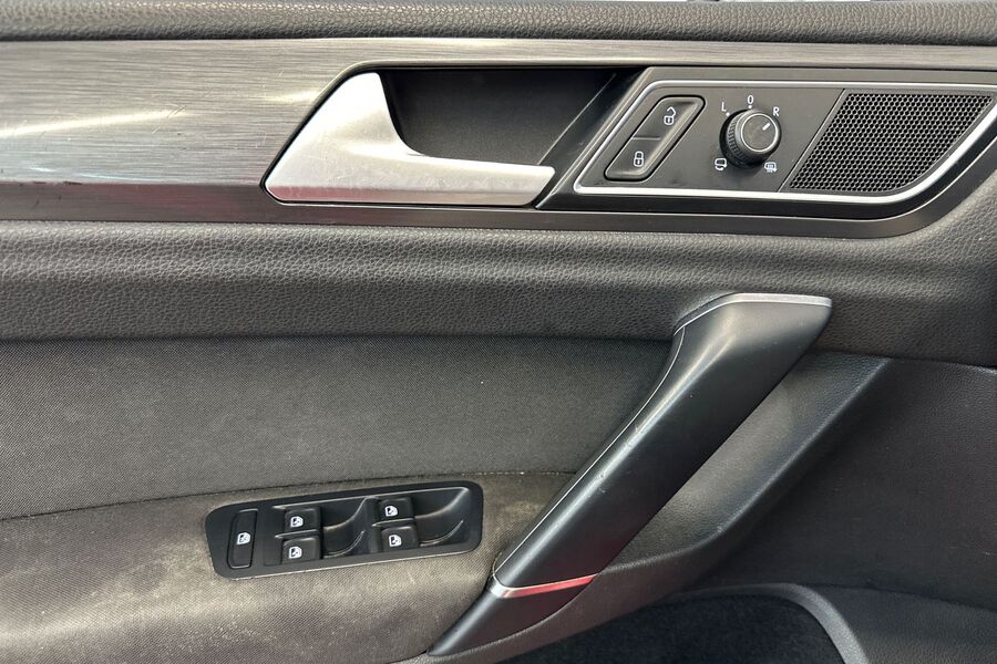 Volkswagen Golf Sportsvan vaihtoauto