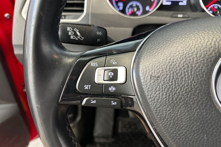 Volkswagen Golf Sportsvan vaihtoauto