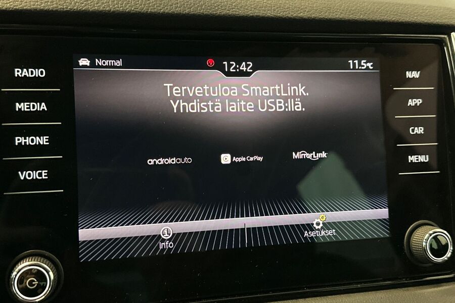 Skoda Karoq vaihtoauto