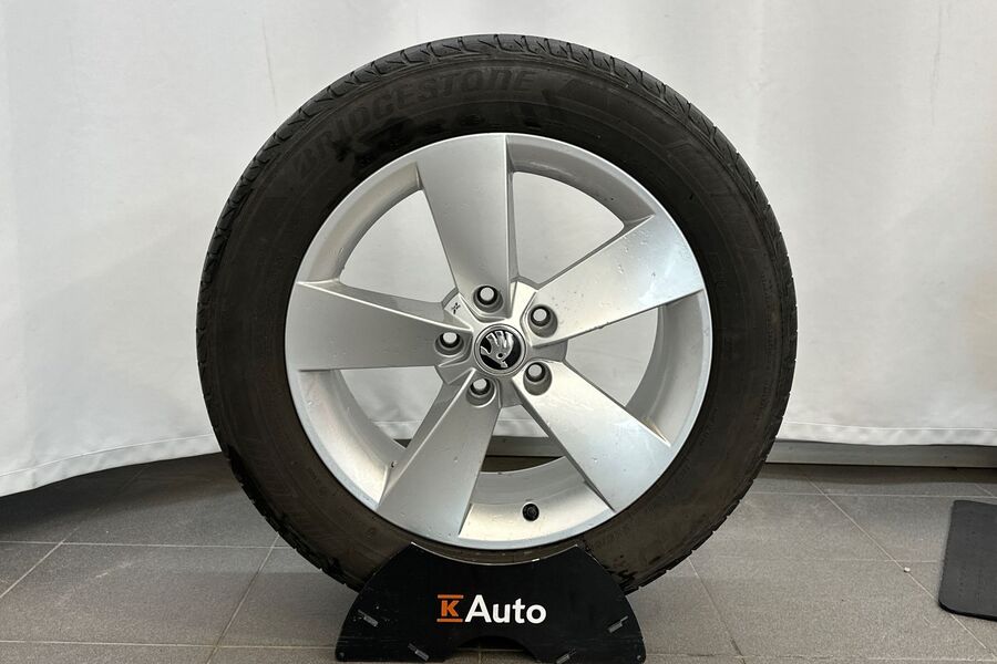 Skoda Karoq vaihtoauto