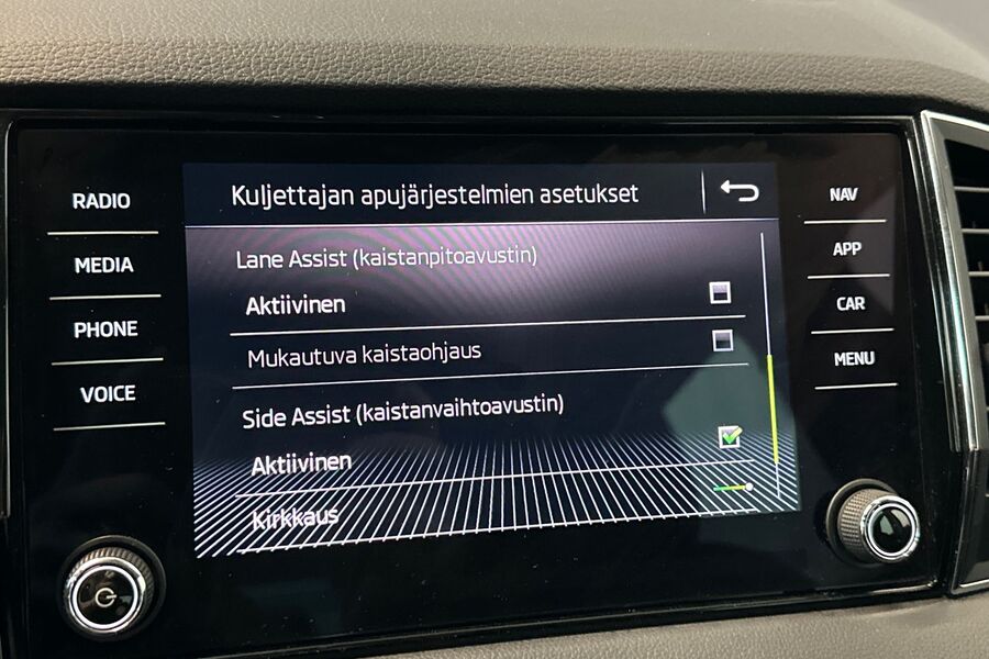 Skoda Karoq vaihtoauto