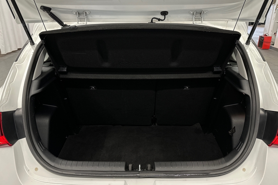 Hyundai i20 Hatchback vaihtoauto