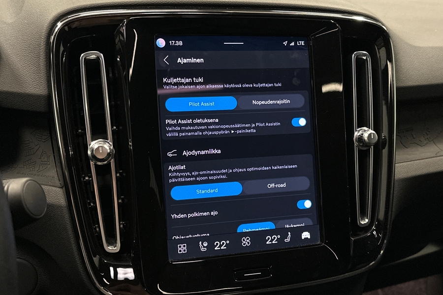 Volvo C40 vaihtoauto