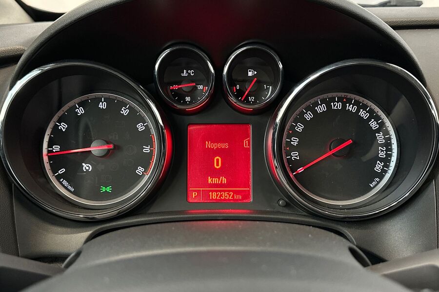 Opel Astra vaihtoauto