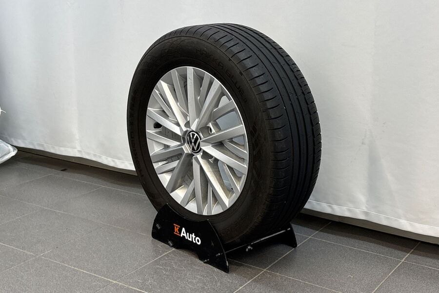 Volkswagen T-Roc vaihtoauto