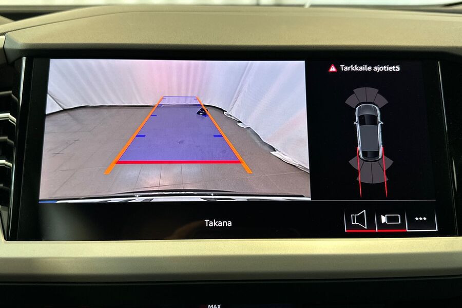 Audi Q4 e-tron vaihtoauto