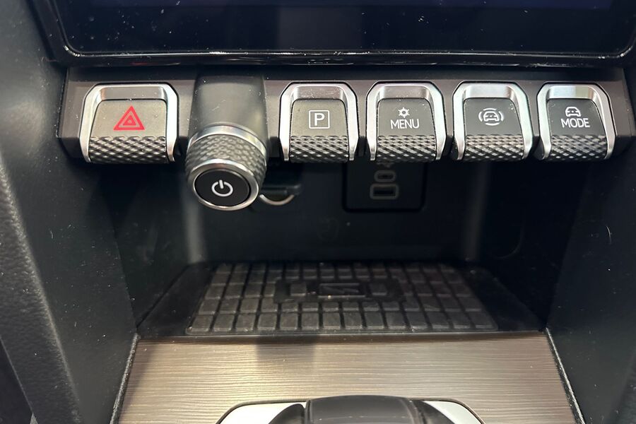 Volkswagen Amarok vaihtoauto