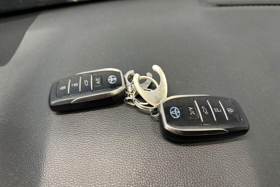 Toyota RAV4 vaihtoauto