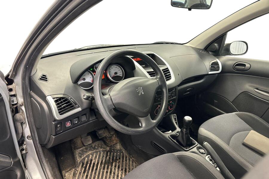 Peugeot 206 vaihtoauto