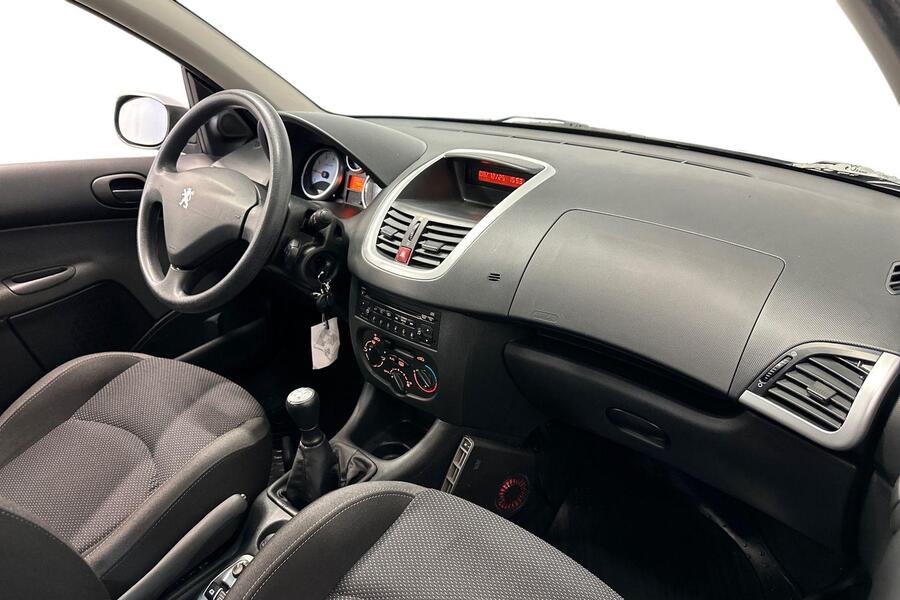 Peugeot 206 vaihtoauto