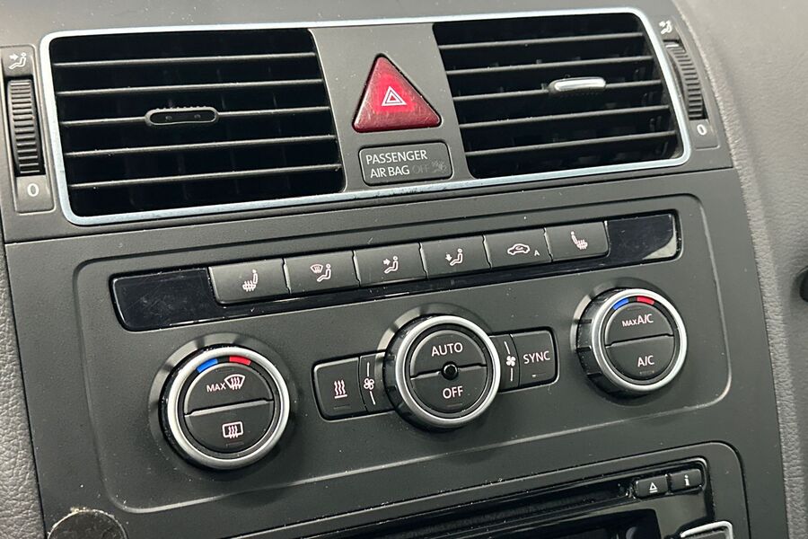 Volkswagen Touran vaihtoauto