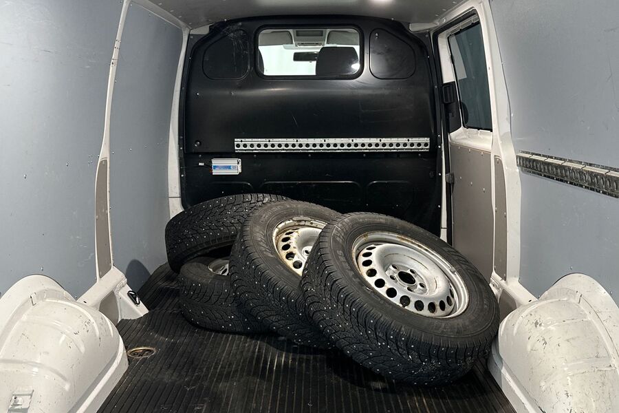 Volkswagen Transporter vaihtoauto