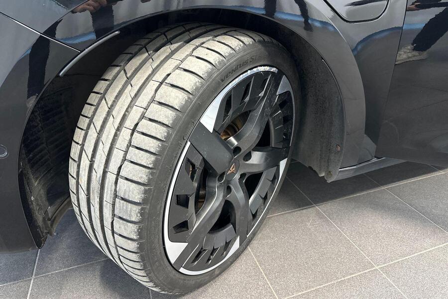 Cupra Leon Sportstourer vaihtoauto