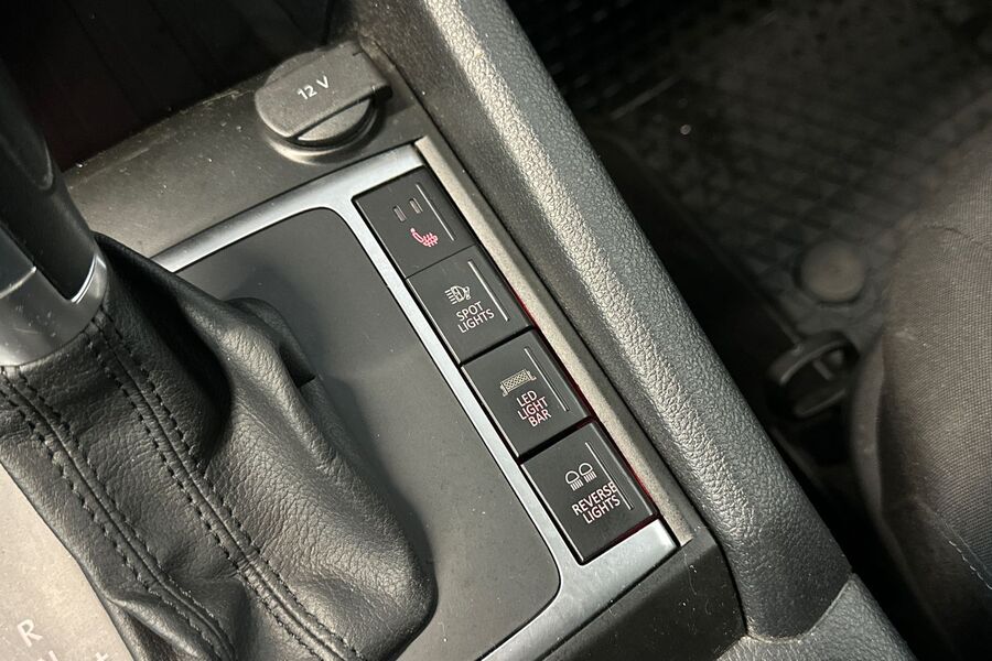 Volkswagen Amarok vaihtoauto