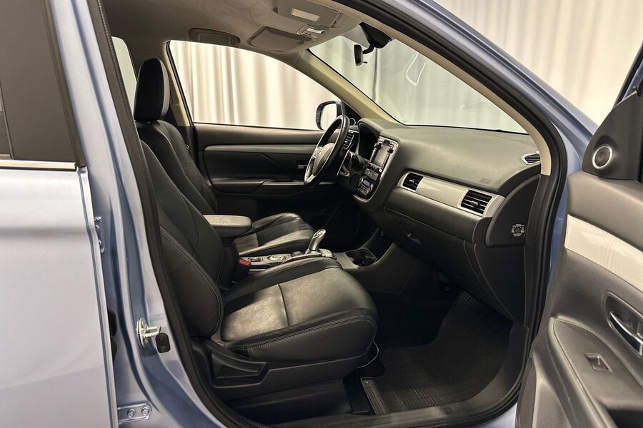 Mitsubishi Outlander PHEV vaihtoauto