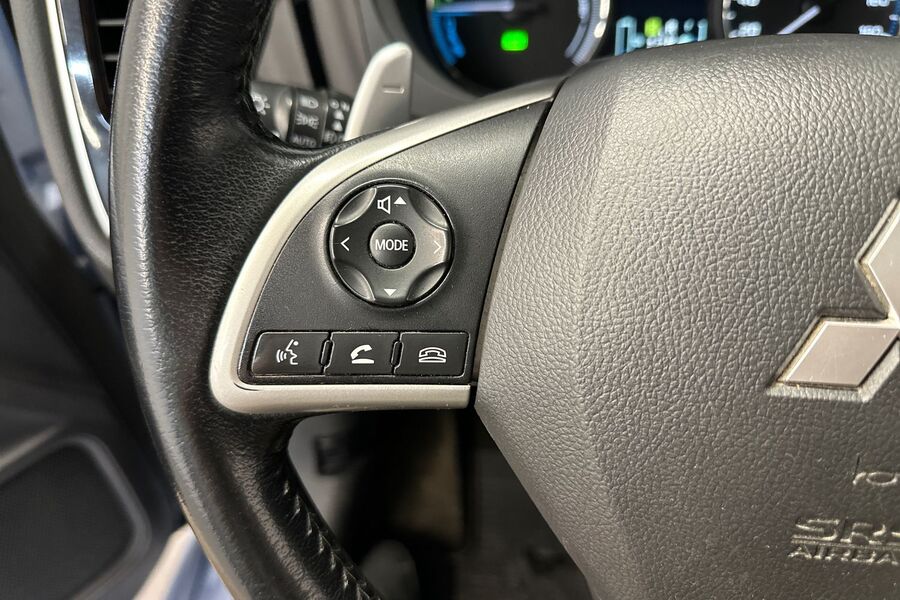 Mitsubishi Outlander PHEV vaihtoauto