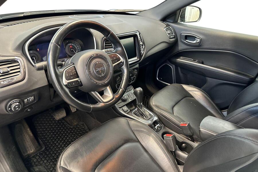 Jeep Compass vaihtoauto