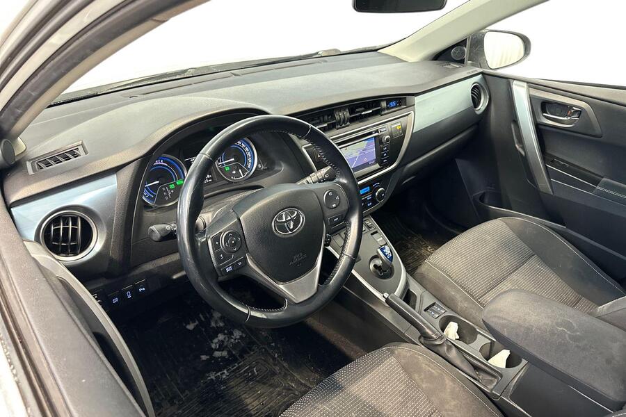 Toyota Auris vaihtoauto