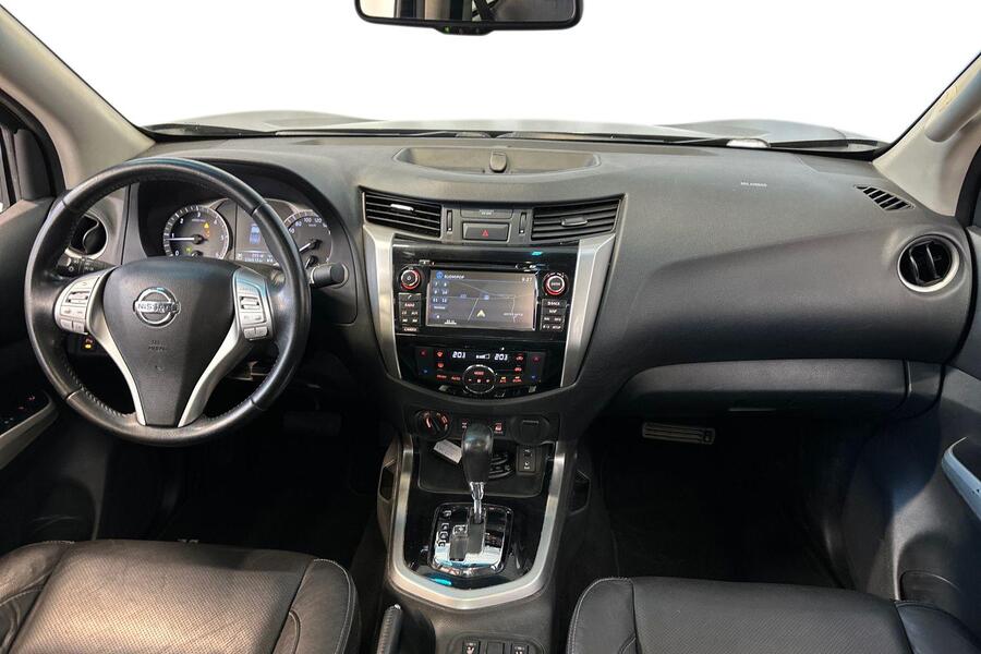 Nissan Navara vaihtoauto