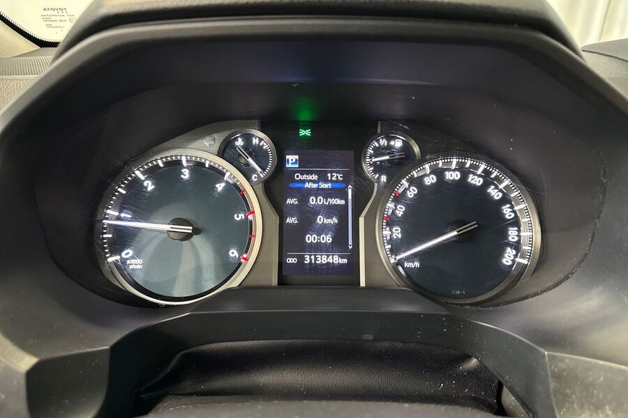 Toyota Land Cruiser vaihtoauto