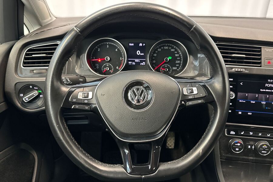 Volkswagen Golf vaihtoauto