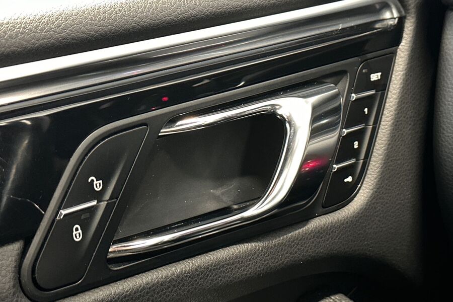 Porsche Macan vaihtoauto