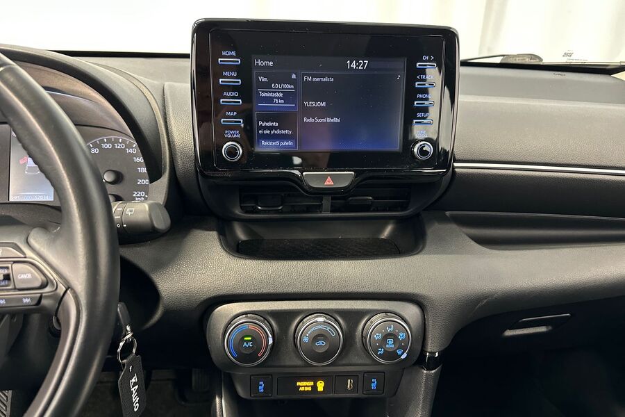 Toyota Yaris vaihtoauto