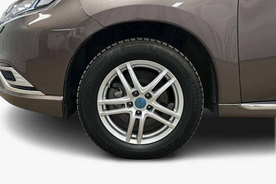 Mitsubishi Outlander PHEV vaihtoauto