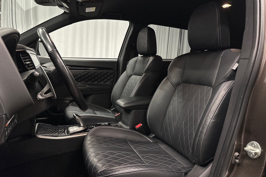Mitsubishi Outlander PHEV vaihtoauto