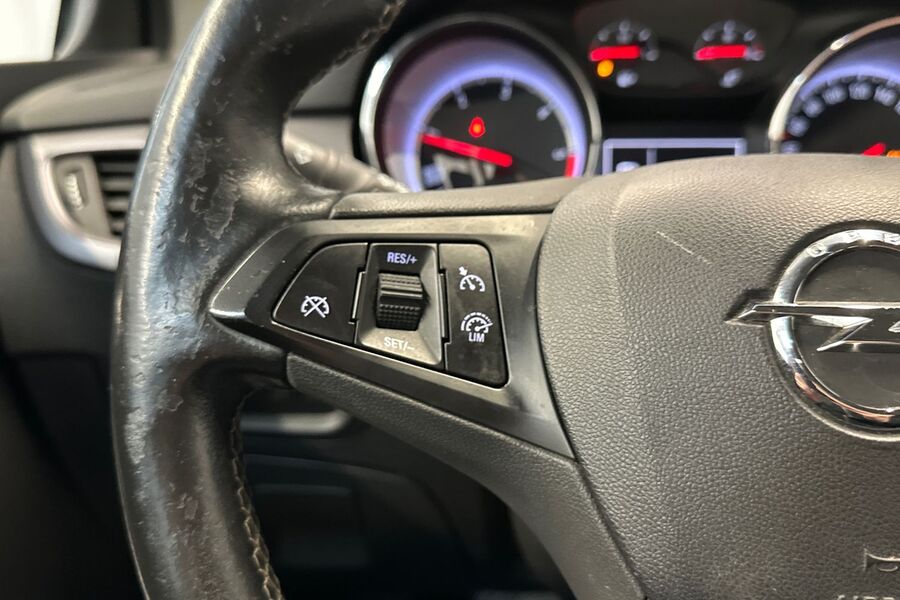 Opel Astra vaihtoauto