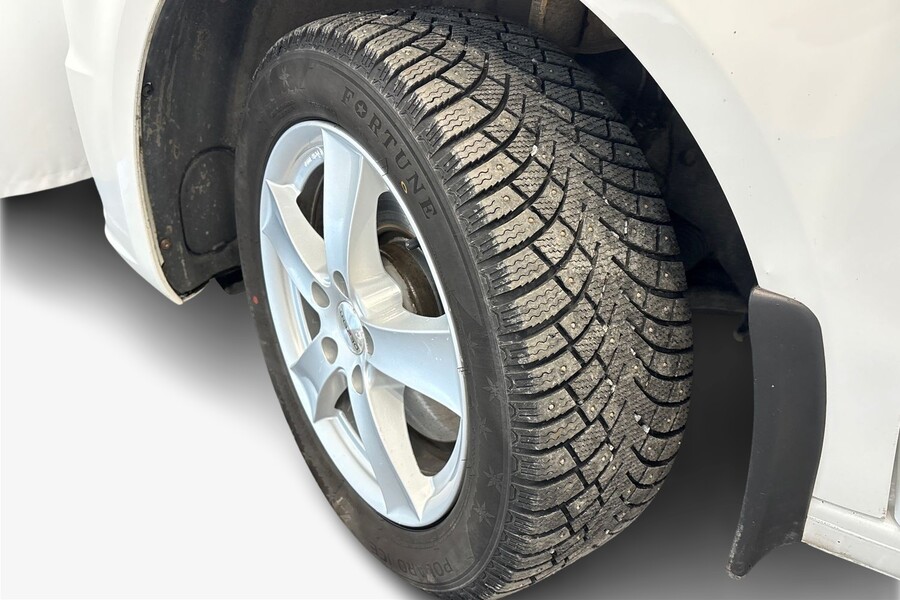 Volkswagen Caddy Maxi vaihtoauto