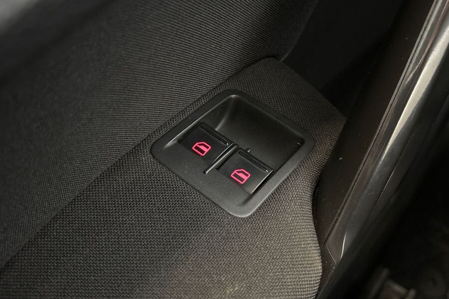 Volkswagen Caddy Maxi vaihtoauto