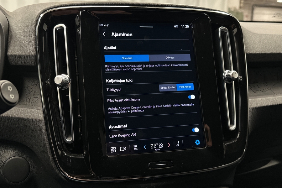 Volvo XC40 vaihtoauto