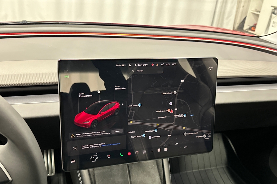 Tesla Model 3 vaihtoauto