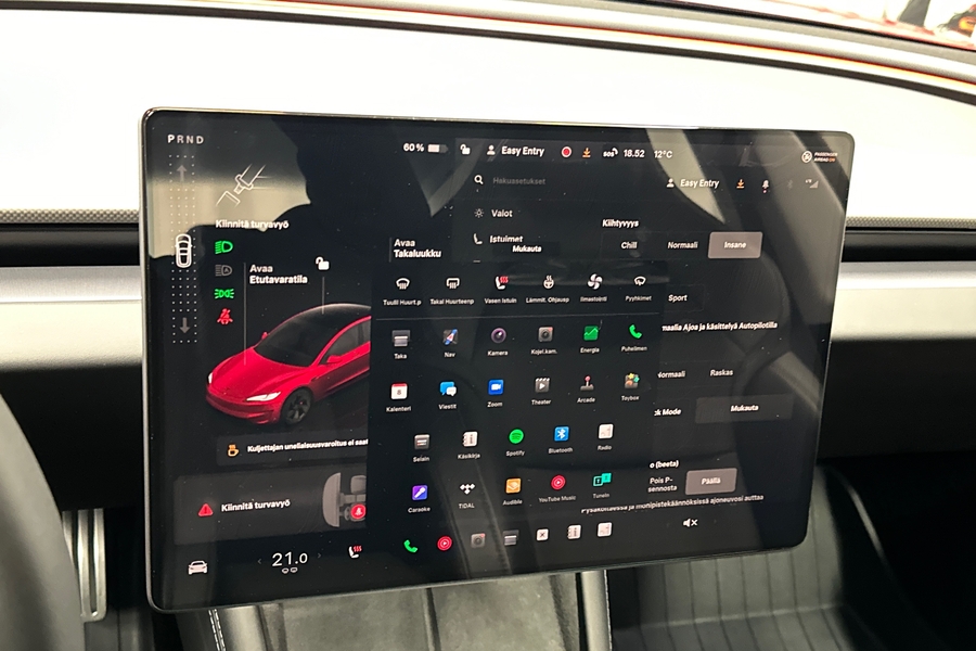 Tesla Model 3 vaihtoauto