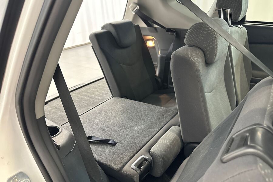 Toyota Prius+ vaihtoauto