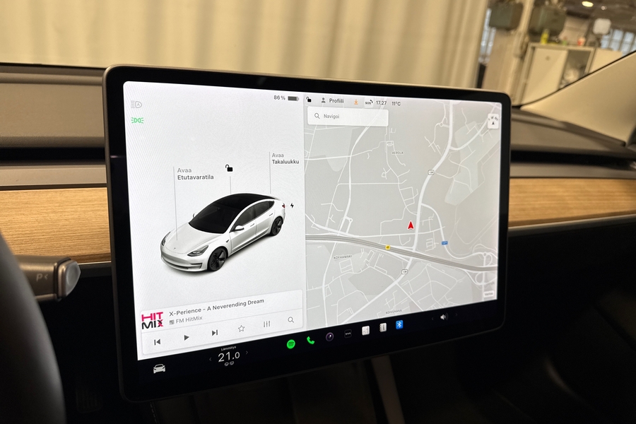 Tesla Model 3 vaihtoauto