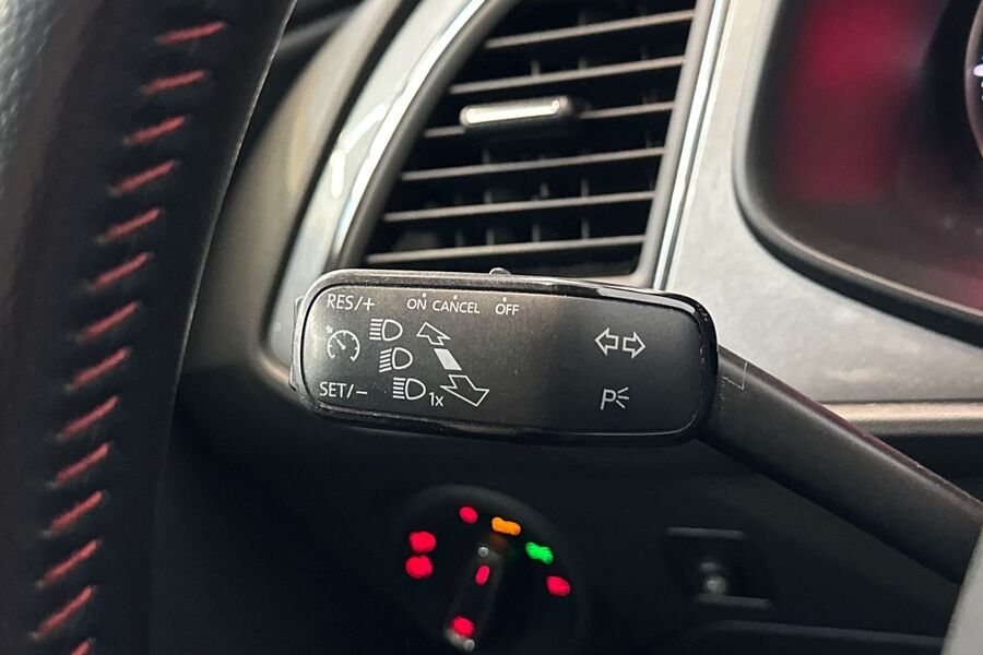 SEAT Leon ST vaihtoauto