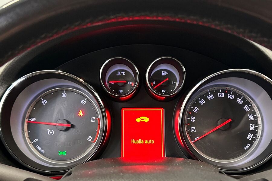 Opel Insignia vaihtoauto