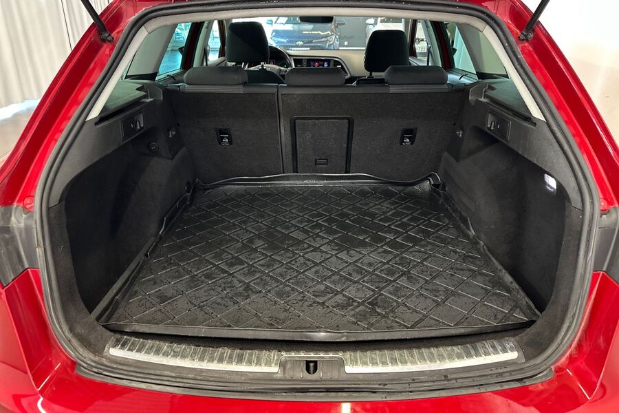 SEAT Leon ST vaihtoauto