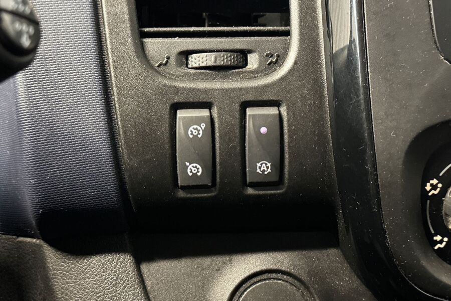 Opel Vivaro vaihtoauto