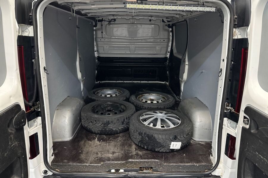 Opel Vivaro vaihtoauto