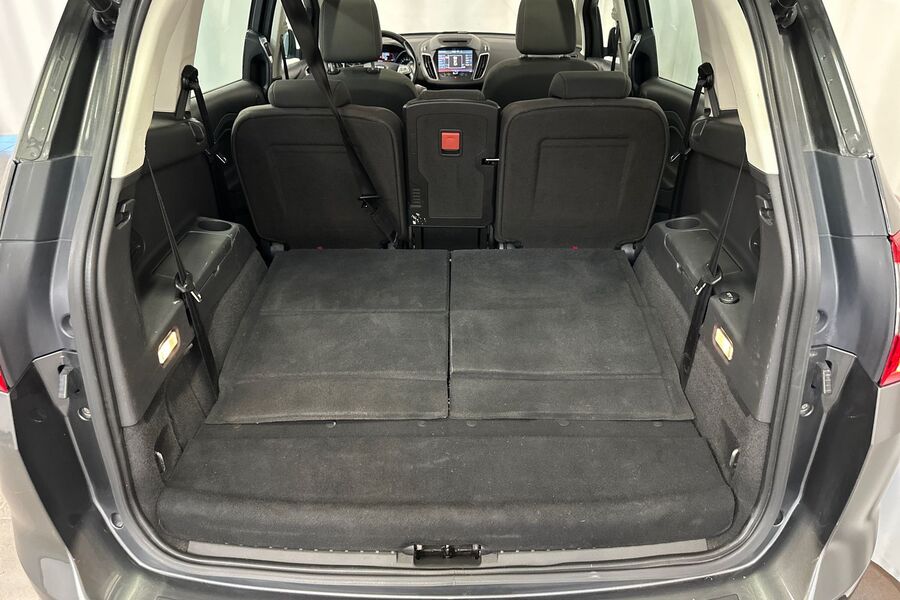 Ford Grand C-MAX vaihtoauto