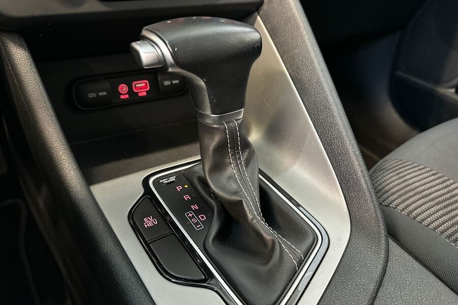 Kia Niro plug-in vaihtoauto